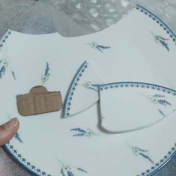 Kırık Servis Tabağı Değişim İsteği Ve Müşteri Hizmetlerine Ulaşamama Sorunu