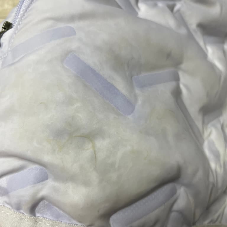 Yağmurda Kaz Tüyleri Dökülen Mont İçin Değişim Talebi