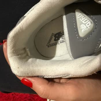 Yüksek Fiyatlı Spor Ayakkabının Kısa Sürede Deformasyonu Ve Kalite İncelemesi Talebi