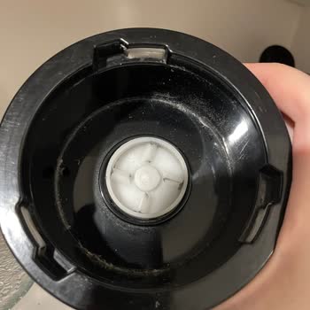 Yanık Kokusu Ve Kopan Plastik Parçalarla Güvenlik Sorunu Yaşanan Shake Makinesi