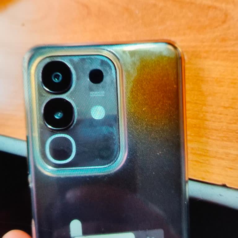 Media Markt'tan Aldığım Sıfır Telefonun Aşırı Isınması Ve Rehberde İsim Görünmemesi