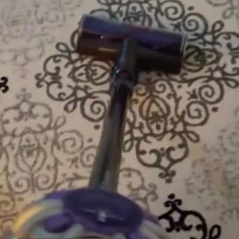 Dyson V8 Kesik Kesik Çalışması