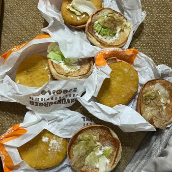 Tıkla Gelsin'de Eksik Ve Bozuk Burger Menüsü İçin Cevap Almama