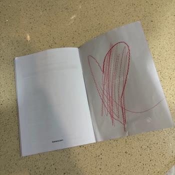 Karaca Mağazası Kutu Açma Yasak Dedi, İçerik Yanlış Kılavuzla Değiştirildi