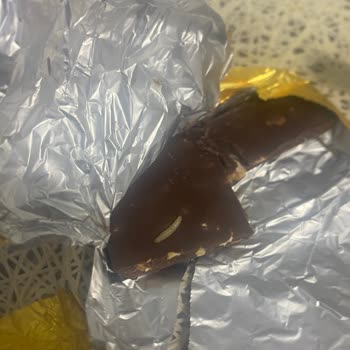 Eti Çifte Kavrulmuş Fındıklı Çikolatada Kurt Bulunması Ve Gıda Güvenliği İhlali