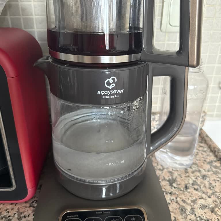 Garanti Kapsamındaki Konuşan Çaycıda Servis Sonrası Çözülmeyen Tuş Temassızlığı Ve Ürün Değişimi Talebi