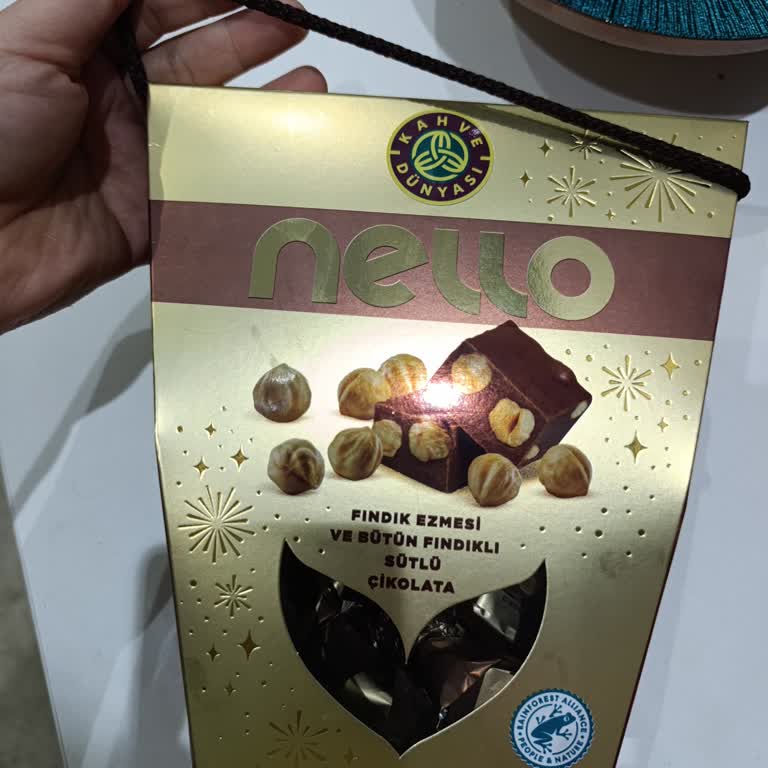 Migros’ta Bayat Çıkan Çikolata Ve İade Reddi