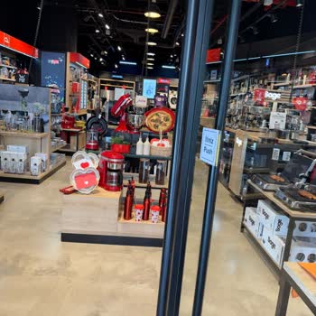 Kapağı Çalışmayan Ürün 2 Gün Sonra Servise Gönderildi, Mağazada Saatlerce Bekletildim