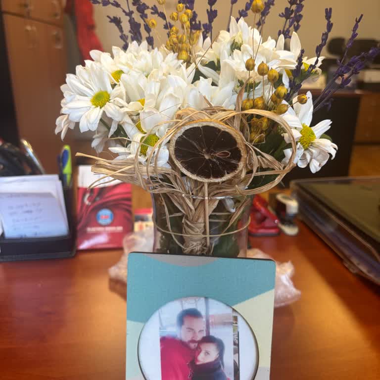 Çiçek Sepeti'nde Solmuş Çiçek Ve Kalitesiz Fotoğraf, Yardımsız Müşteri Hizmetleri