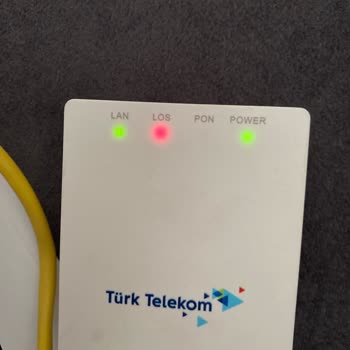 İnternet Kesintisi İçin Elektrikçi Çağırma Talebi Ve Haksız Arıza Kapatma