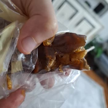 Cevizli Sucukta Kıl Varlığı Ve Hijyen İhlali