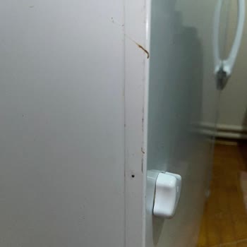 Uğur Derin Dondurucuda Paslanma Ve Su Birikintisi Şikayeti