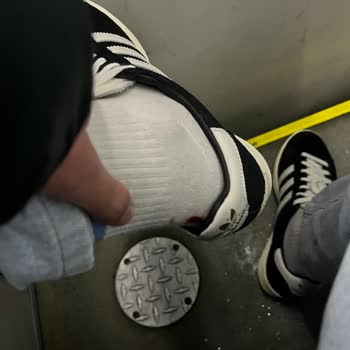 Ayıplı Spor Ayakkabı Nedeniyle Ayağımda Yara Oluştu: İade Ve Değişim Talebi