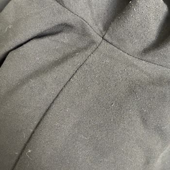 Defolu Mont Ve Tiftiklenen Pantolon, İade Sürecinde Çözüm Yok