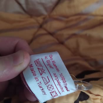 Taç Uyku Setinde Renk Solması Ve Garanti Dışı Reddi