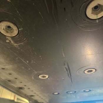 Kronik Şarj Ve Batarya Sorunu, 300 Bin TL Ücret Talebi Ve Telefon İletişim Eksikliği