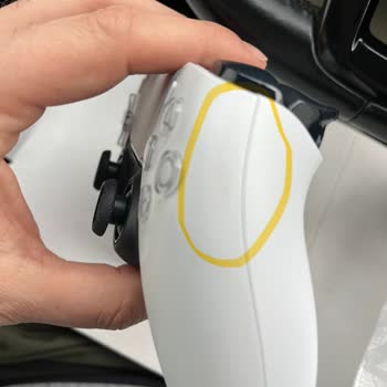 3.999 TL Değerindeki Hasarlı PlayStation 5 Joystick İçin İade