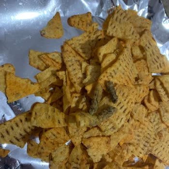 A101'den Satın Alınan Cipste Odun Parçaları Ve Küf Tespit Edildi