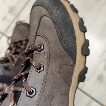 Hızlı Çatlama Ve Su Sızdıran Ayakkabıya İade Talebi