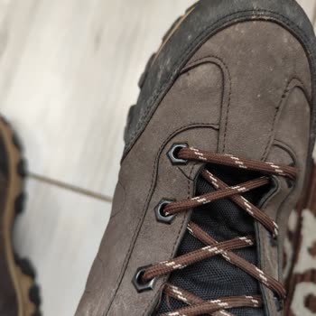 Hızlı Çatlama Ve Su Sızdıran Ayakkabıya İade Talebi