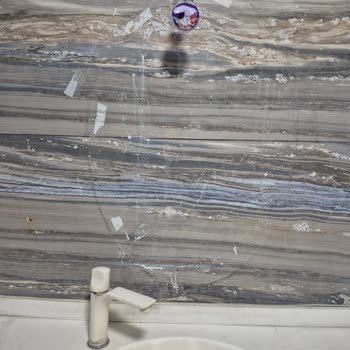 Kahta Devlet Hastanesi Acil Biriminde Erkek Tuvaletinde Yoğun Koku Ve Sabun Eksikliği