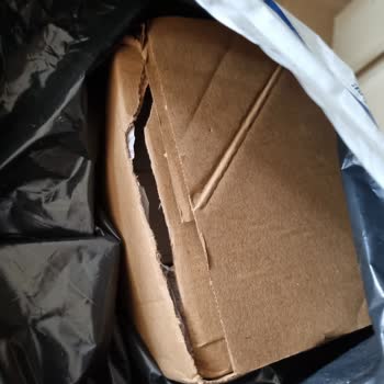 Kargo Paketinin Hasarlı Teslimi ve Detaylı İnceleme Talebi