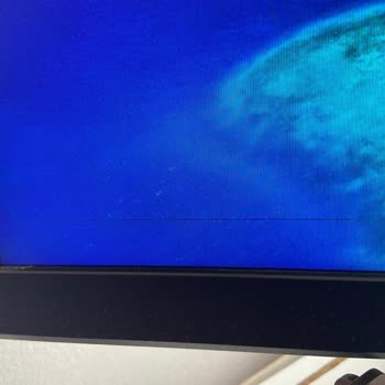 Monitörde Ölü Piksel Çizgileri Kısa Sürede Ortaya Çıktı