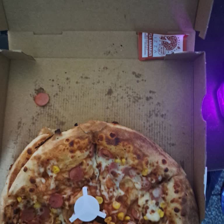 Eksik Ve Hasarlı Pizza İçin Tam İade Talebi