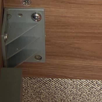 Montaj Hataları Nedeniyle Karyola Başlık Seti Hasarlı Ve Değişim İsteği