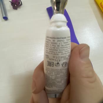 Yves Rocher Ambalaj Hatası Üç Kez Tüp Yırtıldı