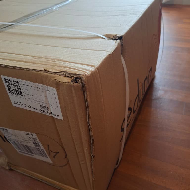 DHL Express Kaba Kurye Tutumu Ve Hasarlı Paketlerden Doğan Mağduriyet