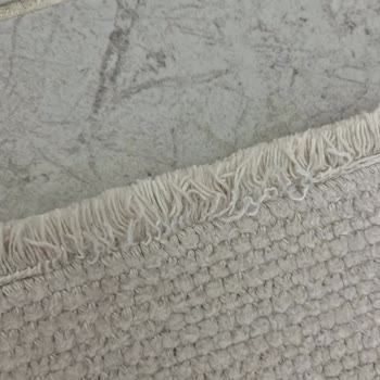 Halı Dikişi Onarılmadı, Renk Değişti Ve Boyu Kısaldı