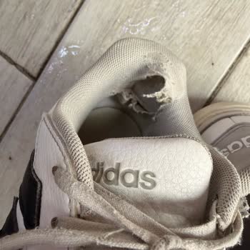 Boyner Mağazasında Ayıplı Adidas Ayakkabının Garanti Redleri Ve Müşteri Hizmetleri İhmali