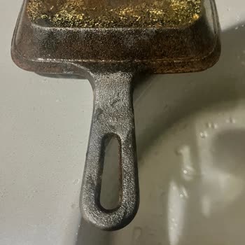 Migros Capitol Şubesinden Touch Me Mini Döküm Tava İlk Yıkamada Paslandı