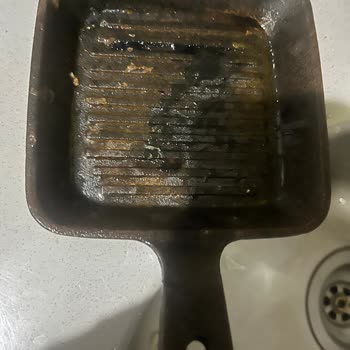 Migros Capitol Şubesinden Touch Me Mini Döküm Tava İlk Yıkamada Paslandı