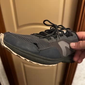 Koşu Ayakkabısındaki File Açılmaları Ve Ücretsiz Değişim Talebi