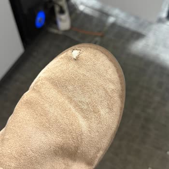 UGG Botunun İlk Kullanımda Üst Kumaş Açılması Ve Sorumluluğun Kullanıcıya Yüklenmesi