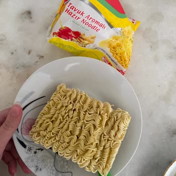 İndomie Noodle Paketi İçeriği Eksik, Değişim Talebim Cevap Bekliyor