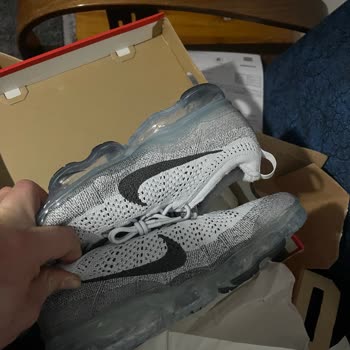 Yanlış Renkli Ayakkabı Gönderimi Ve İade Sürecinin Gecikmesi