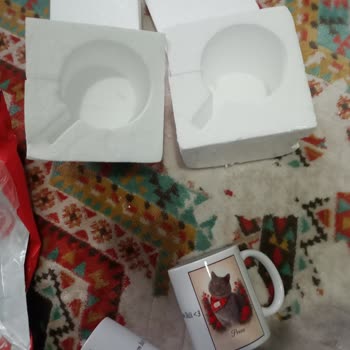 Yanlış Fotoğraflı Bardak Gönderildi, Ücret İadesi Talebi