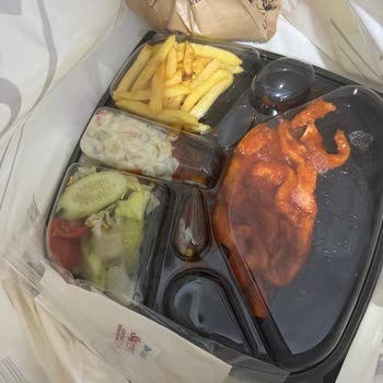 Kıl Çıkan Tavuk Ve Bozuk Tatlı Nedeniyle İade Reddi