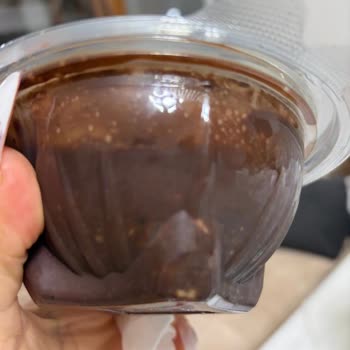 Kıl Çıkan Tavuk Ve Bozuk Tatlı Nedeniyle İade Reddi