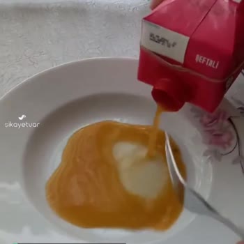 Dimes Meyve Suyunun İçinde Tanımsız Madde