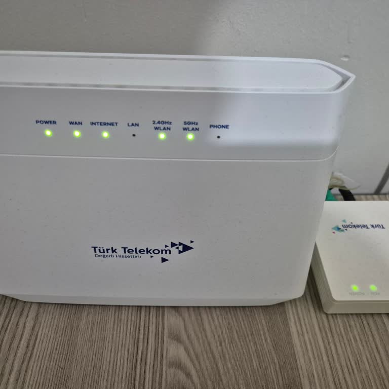 Naznet Bağlantı Sorunu Sürekli Kesiliyor, Müşteri Hizmetleri Geri Dönüş Yapmıyor