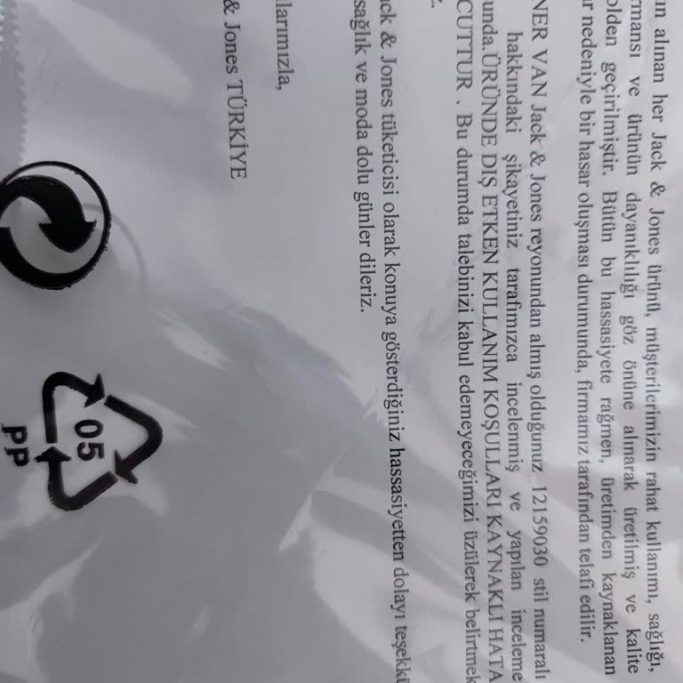 Kısa Sürede Deforme Olan Kot Pantolon İçin Değişim Reddi Hayal Kırıklığı