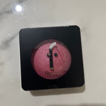 Kırık Gelen Farmasi Allığı Ücretsiz Olarak Değiştirilmek İstendi