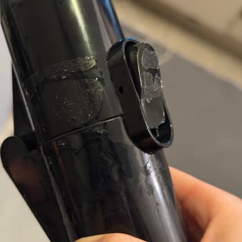 Dikey Süpürge Borusu Kırıldı, Garanti Kapsamında Parça Değişimi İçin Talep