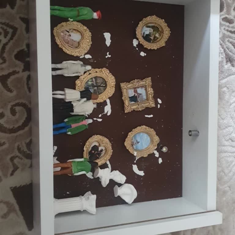 Kırık Çerçeve Ürünü İade Talebi Ve Satıcı İhmaline Şikayet