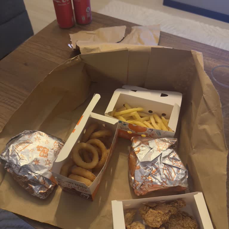 Yemeksepeti Yanlış Sipariş ve Çözüm Bulamayan Müşteri Hizmetleri