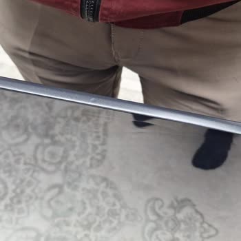 Servis Sonrası Kırık Ekran Ve Çıkan Kabloyla Gelen TV Ve Ürün Değişimi Talebi